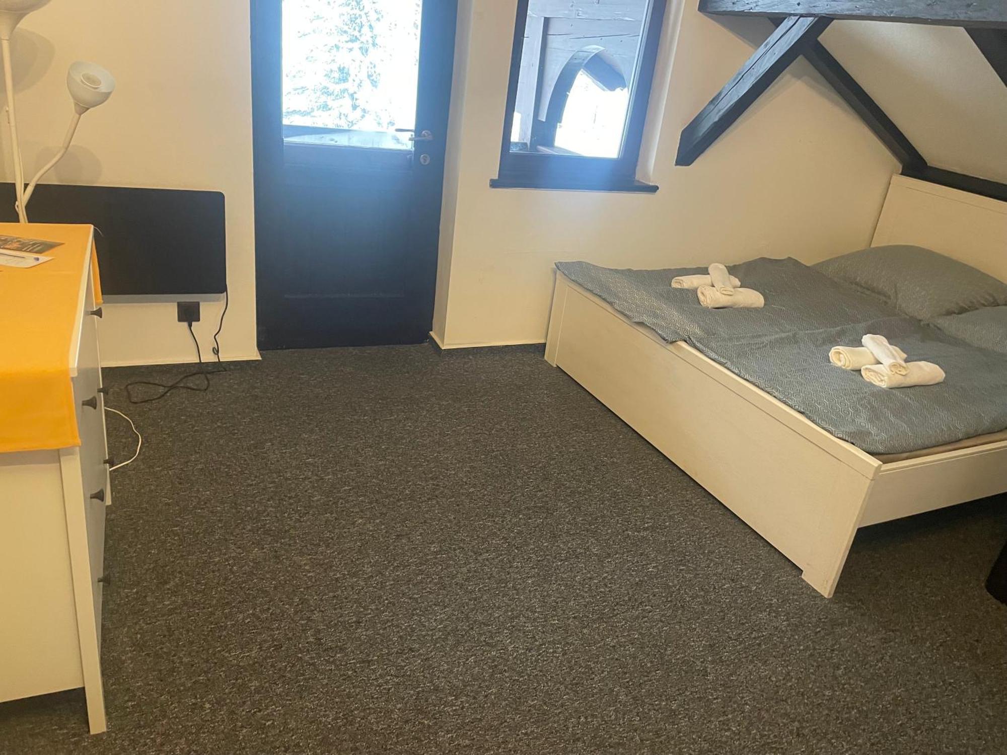 Hotel Lovecky Zamecek Orion Liberec Kültér fotó