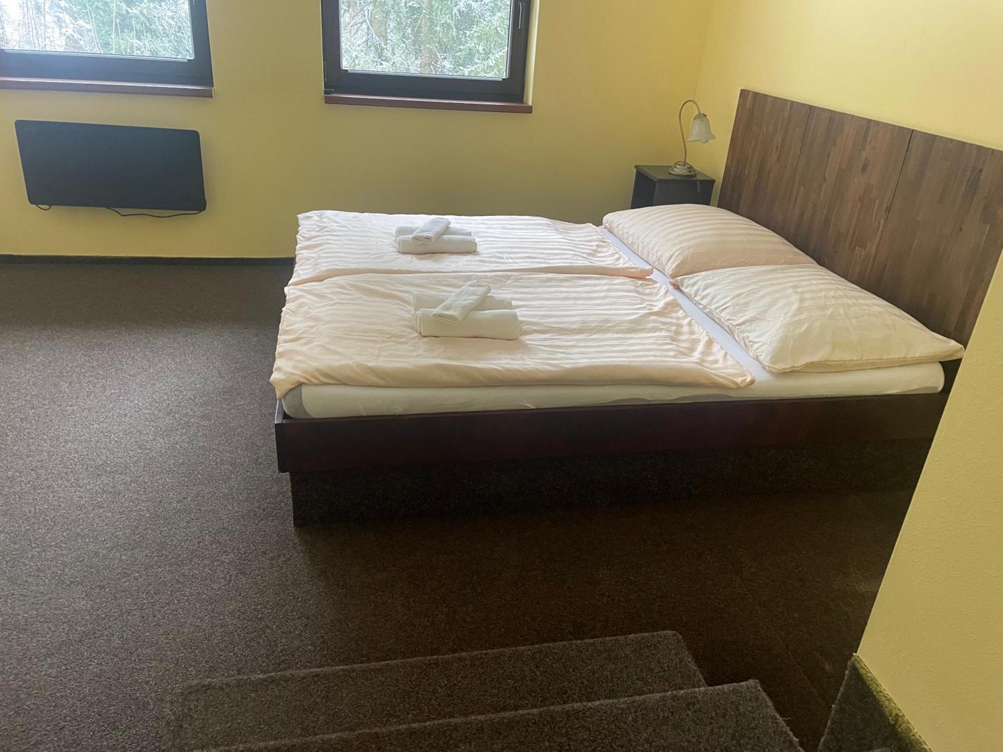 Hotel Lovecky Zamecek Orion Liberec Kültér fotó